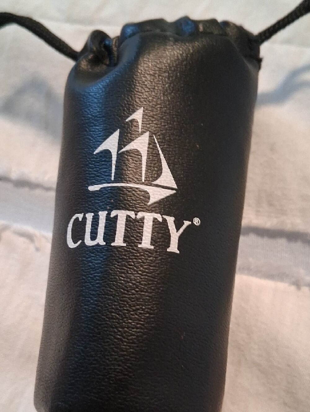 Cutty Stainless Steel Shot Glass Set with Pouch - Silver - Picture 8 of 8